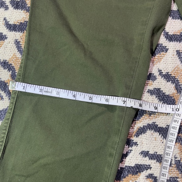 EUC J. Crew women's Green Chino Pants, size 4P, 100% cotton - Picture 6 of 8